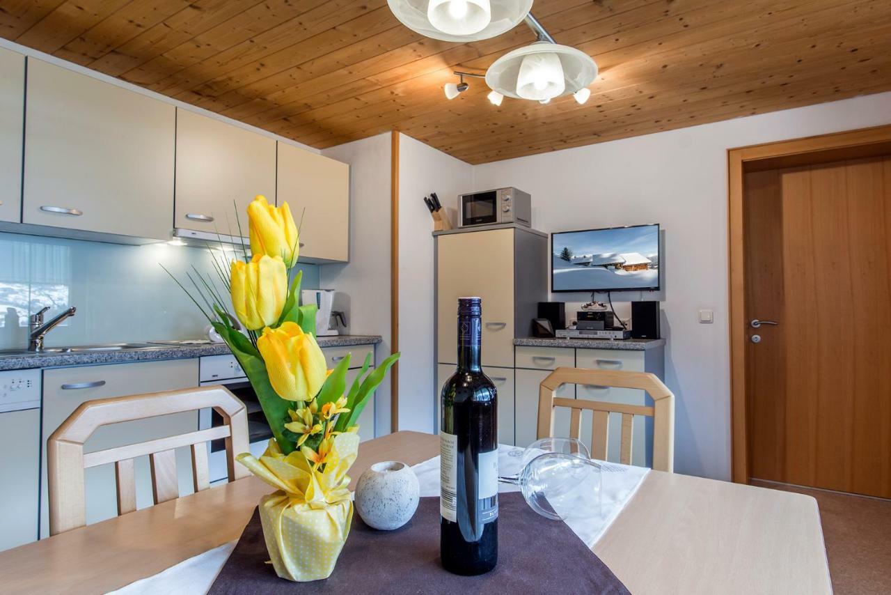 Haus Ambiatscha Apartment Sankt Gallenkirch Ngoại thất bức ảnh