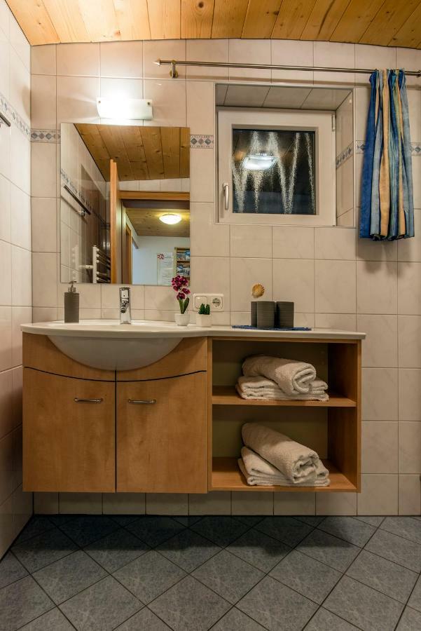 Haus Ambiatscha Apartment Sankt Gallenkirch Ngoại thất bức ảnh