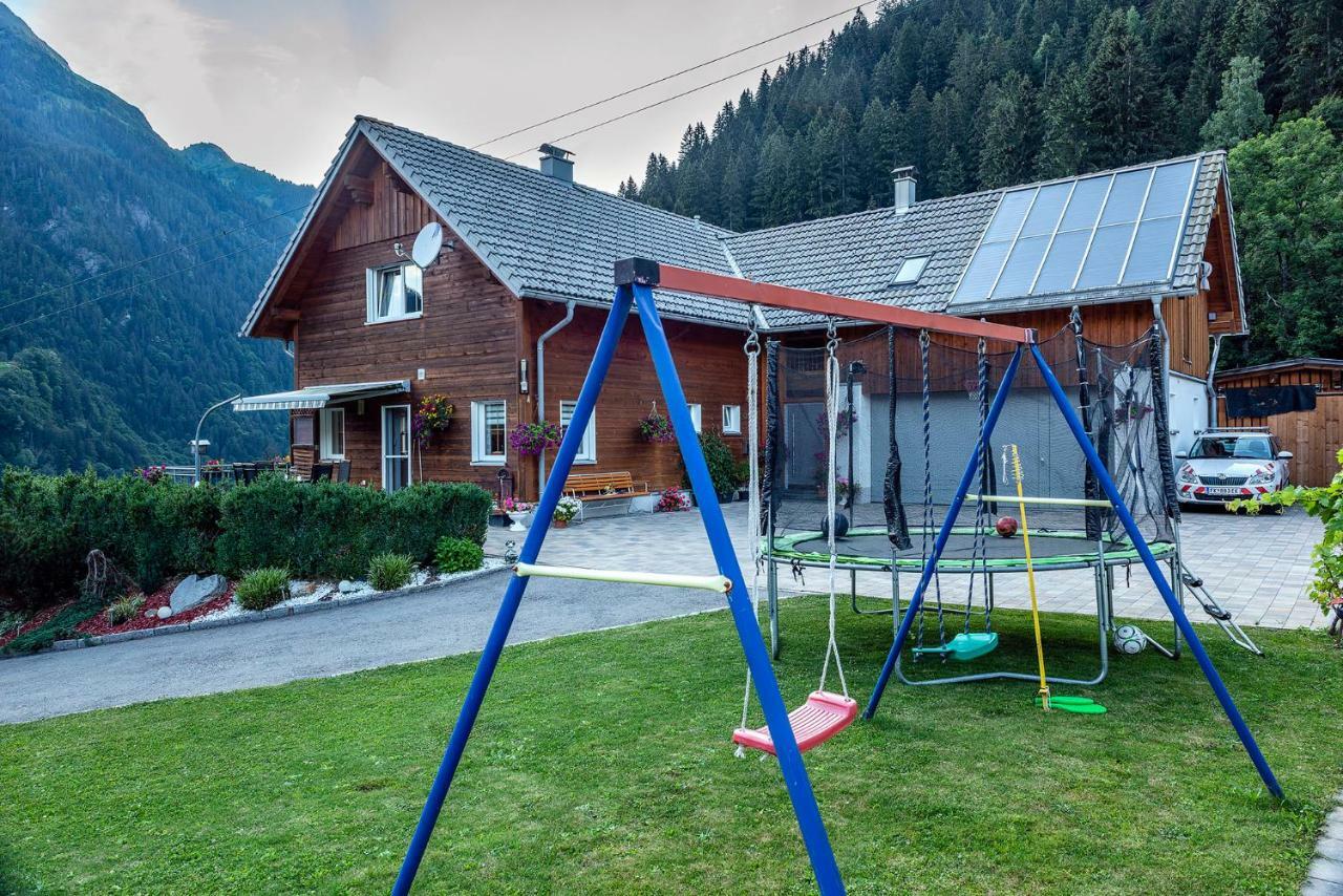 Haus Ambiatscha Apartment Sankt Gallenkirch Ngoại thất bức ảnh